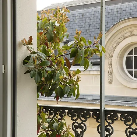 Hotel Les Dames Du Pantheon 4*