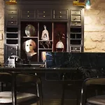 Les Dames Du Pantheon Hotell