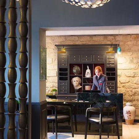 Les Dames Du Pantheon 4* Париж