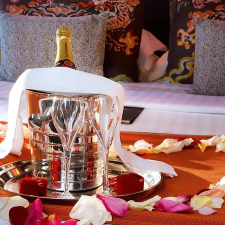 Les Dames Du Pantheon