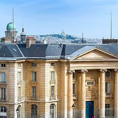 Les Dames Du Pantheon Hotel