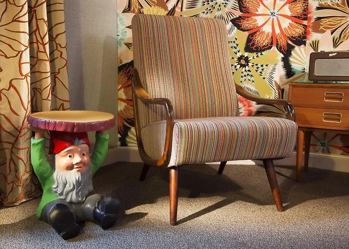 Les Dames Du Panthéon 4*