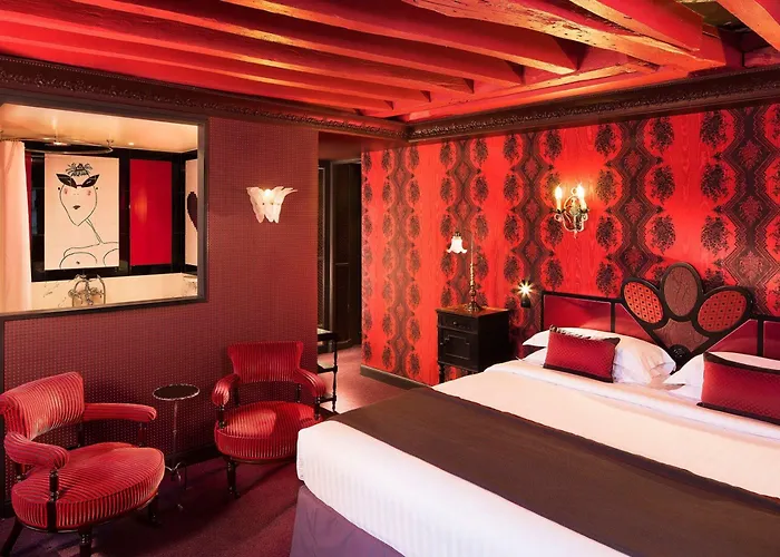 Hotel Les Dames Du Panthéon 4*