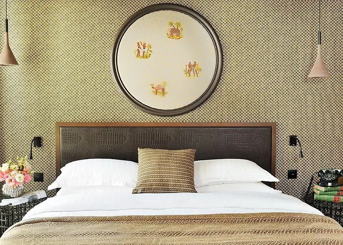 Les Dames Du Panthéon Hotel