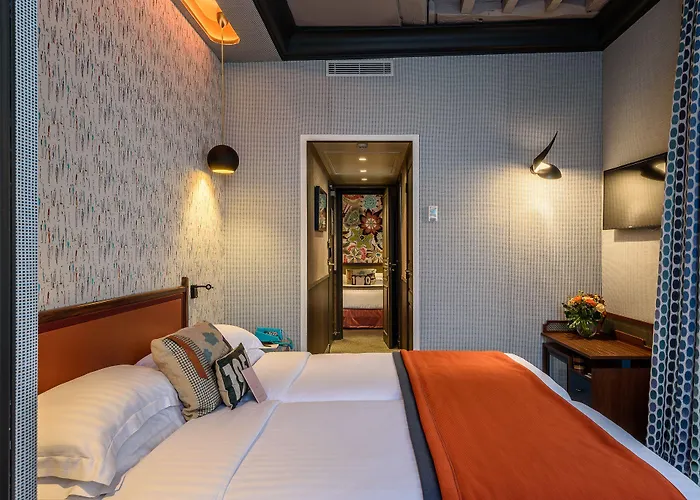 Les Dames Du Panthéon 4* Paris