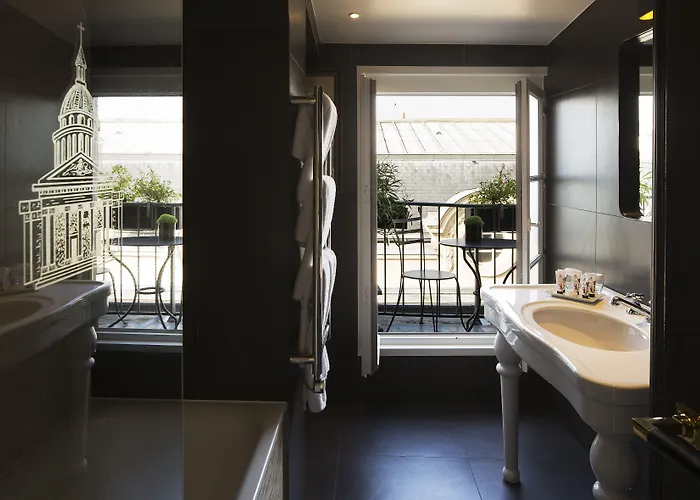 Hotel Les Dames Du Panthéon 4*
