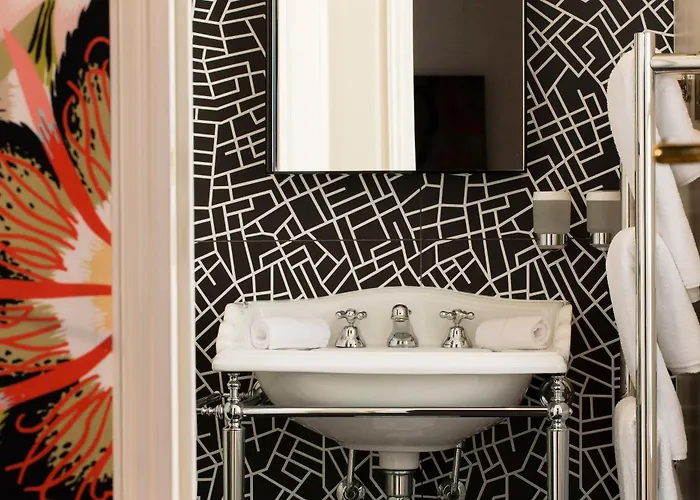 Hotel Les Dames Du Panthéon Paris