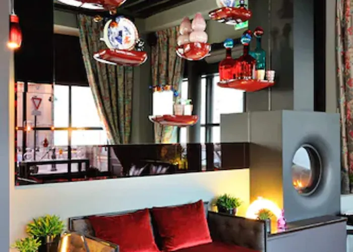 Les Dames Du Pantheon Hotel