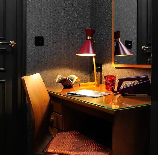 Hotel Les Dames Du Panthéon 4*