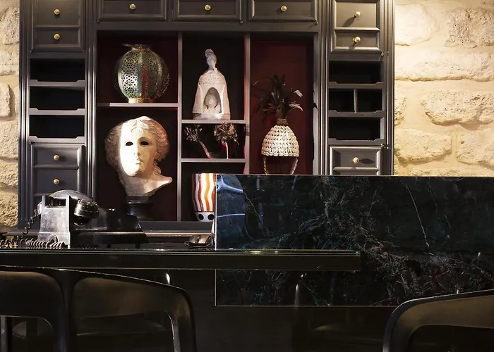 Les Dames Du Panthéon Hotel